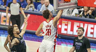 Alperen Şengün'den Dallas potasına 31 sayı