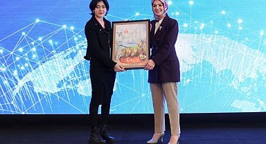Amasyalı Esra'nın çizdiği resim birinci oldu