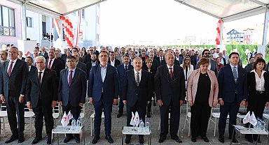 Anadolu Vakfı, Mahmut-Dudu Yazıcı Anadolu Lisesi ile Türkiye'nin eğitim sistemine bir eser daha kazandırdı