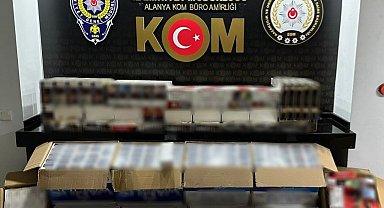 Antalya'da kaçak tütün ürünleri satan 11 şahsa işlem yapıldı