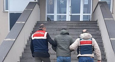 Aranan şahıslar Jandarmadan kaçamadı