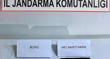Ardahan'da üzerinde uyuşturucu bulunan zanlı gözaltına alındı
