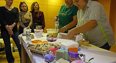 Aromatik bitkilerle sabun yaptılar