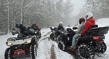 ATV'lerine atlayan grup karın keyfini böyle çıkardı
