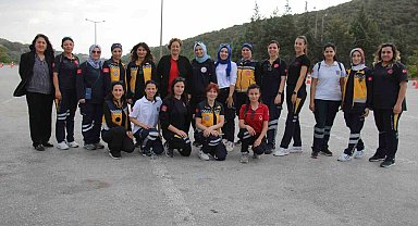 Aydın'da acil sağlık personelleri acil sürüş teknikleri ile donanıyor