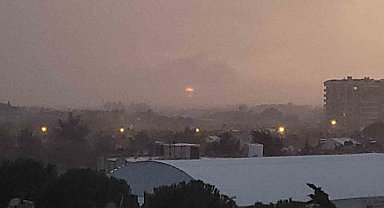 Aydın'da güneş, yıldırımlar ve sağanak arasında battı