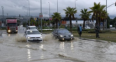 Aydın'ın kıyı ilçelerine sağanak yağış uyarısı