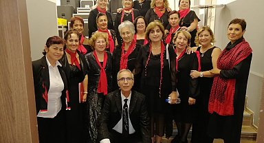 Ayvalık-Küçükköy THM Derneği'nden müzik ziyafeti