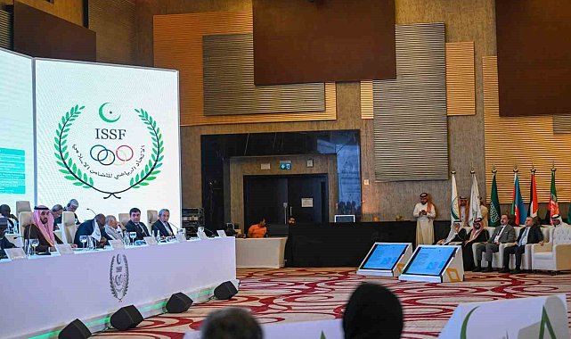 Bakan Dr. Osman Aşkın Bak, Suudi Arabistan'da