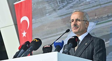 Bakan Uraloğlu: "TÜRKSAT 6A'yı haziran ayı içerisinde yörüngesine fırlatmayı hedefliyoruz"