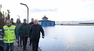 Balıkesir'de fırtına sonrası yaralar sarılıyor