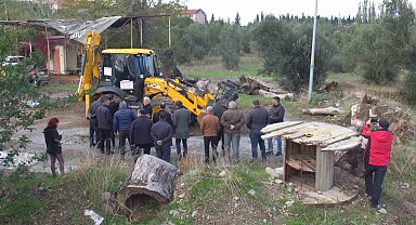 Balıkesir'de mahallelinin yol sevinci