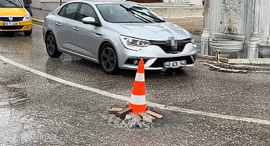Bandırma'da yağış ve fırtına etkili oldu