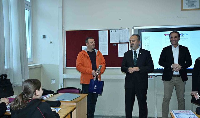 Başkan Aktaş'tan liselilere sosyal medya uyarısı
