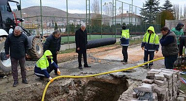 Başkan Bakkalcıoğlu kanal boyunda incelemelerde bulundu