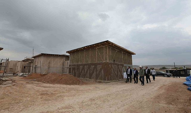 Başkan Büyükkılıç, tarihten bir sahne olacak 14 Ev ve Asurlu Tüccarlar Mahallesi projesini inceledi