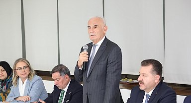 Başkan Büyükkılıç, yerel yönetimler toplantısına katıldı