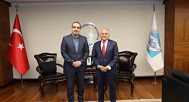 Başkan Büyükkılıç'a Özdemir'den veda ziyareti