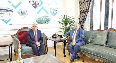 Başkan Büyükkılıç'tan Başkan Yalçın'a ziyaret