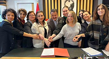 Başkan Deveci: "Dünyanın merkezinde kadın var"