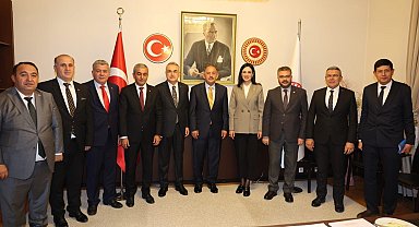 Başkan Kaya: "Bizim gündemimiz hizmet"
