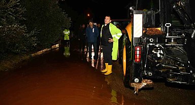 Başkan Özyiğit, gece boyunca çalışmaları yerinde inceledi
