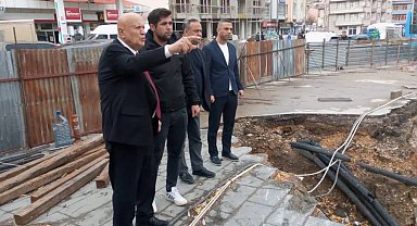 Başkan Pekmezci Taş Köprü inşaat sahasında incelemelerde bulundu