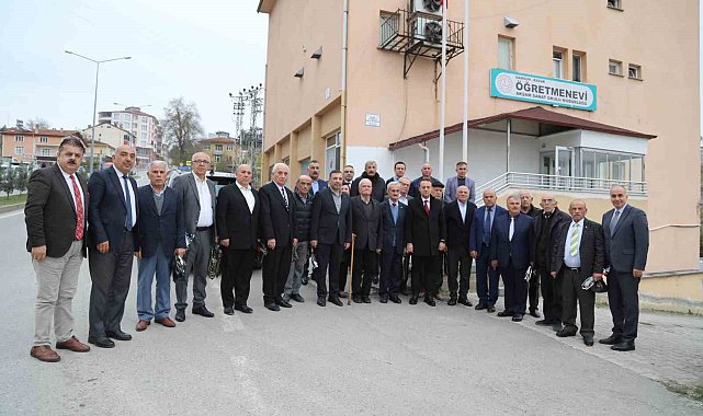 Başkan Sarıcaoğlu'ndan öğretmenlere vefa