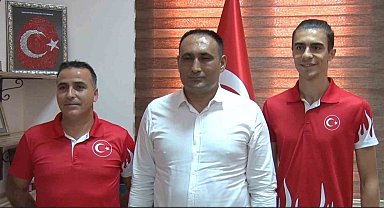 Başkan Yılmaz, dünya ikincisi olan Milli Bocce Sporcusu Mehmet Can Yakın'ı tebrik etti