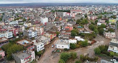 Batman'da selzedelerin yaraları sarılıyor