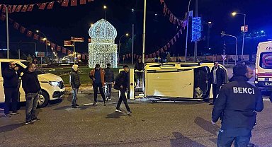 Batman'da sürücünün kontrolünden çıkan otomobil yan yattı: 2 yaralı