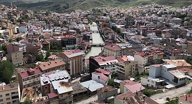 Bayburt'ta ekim ayında ihracat 3 bin dolar, ithalat 5 bin dolar olarak gerçekleşti
