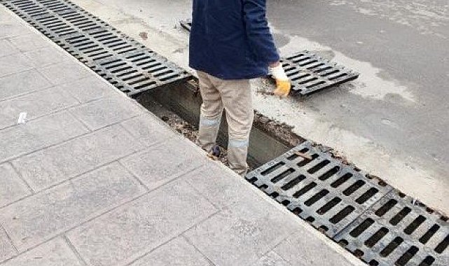 Beklenen yağış öncesinde tüm mazgallar temizlendi