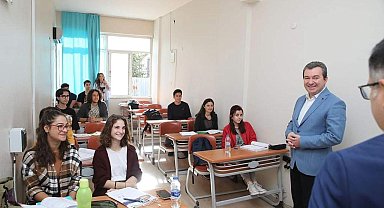 Bergama Yaşam Boyu Eğitim Merkezinde bin öğrenci eğitim alıyor
