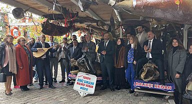 Beylikdüzü'nde eğitimciler Öğretmenler Günü'nde Deniz Canlıları Müzesinde bir araya geldi