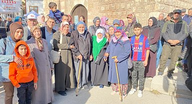 Bilecik'ten bir kafile umreye uğurlandı