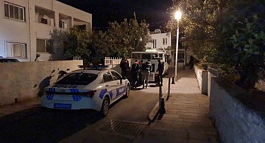 Bodrum'da kan donduran cinayet: Annesini boğazından bıçaklayarak öldürdü