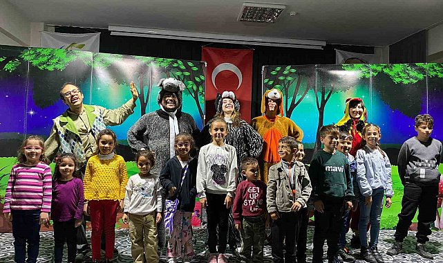 Bremen Müzikali tiyatro gösterisi Çifteler'de