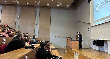 Buğra Hamzaçebi'den Öğrencilere 'Binalarda Erişilebilirlik' Semineri