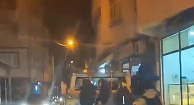 Bursa'da çocukların tehlikeli yolcuğu kamerada