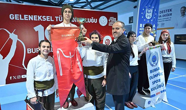 Bursa'da okçular hedefi 12'den vurdu
