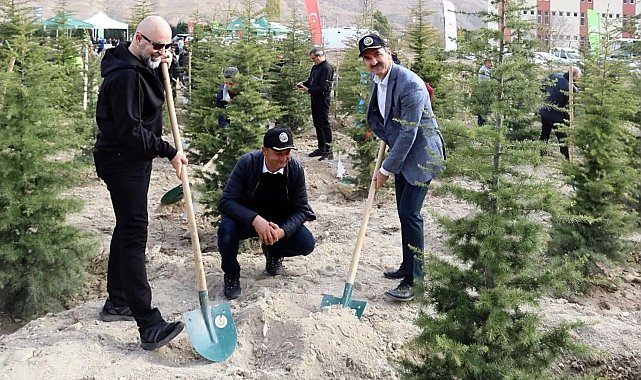 Çankırı'da fidanlar toprakla buluştu