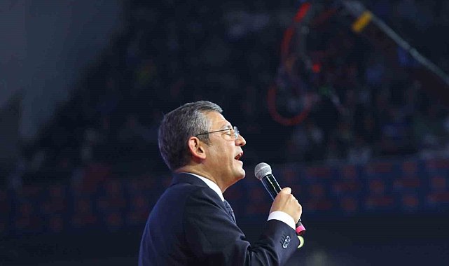CHP Genel Başkan Adayı Özel: "Cumhuriyet Halk Partisi'nde hançer yok, hançerleyecek de kimse yok"