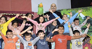 Çineli çocuklar kukla show ile doyasıya eğlendi