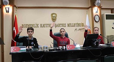 Çocuklardan dünya liderlerine açık mektup: "Çocukların ninnileri bomba ve kurşun sesleri olmasın"