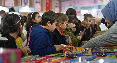 Çorum Kültür Günleri ve Kitap Fuarı başladı