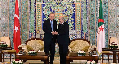 Cumhurbaşkanı Erdoğan, Cezayirli mevkidaşı Tebbun ile görüştü