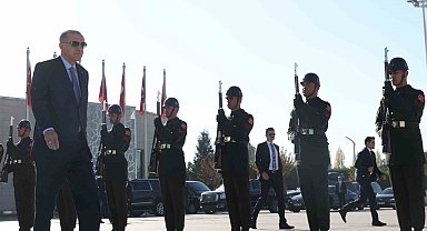 Cumhurbaşkanı Erdoğan Özbekistan'a gitti