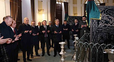 Cumhurbaşkanı Erdoğan, Sultan 2. Abdülhamid Han'ın türbesini ziyaret etti