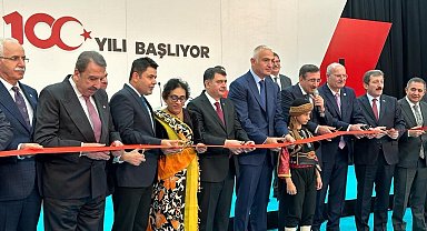 Cumhurbaşkanı Yardımcısı Yılmaz: "Orta Vadeli Program çerçevesinde turizm yıl sonu hedefimiz 55 milyar doları aşmak"